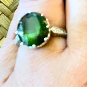 Elegant Green Stone Silver Ring